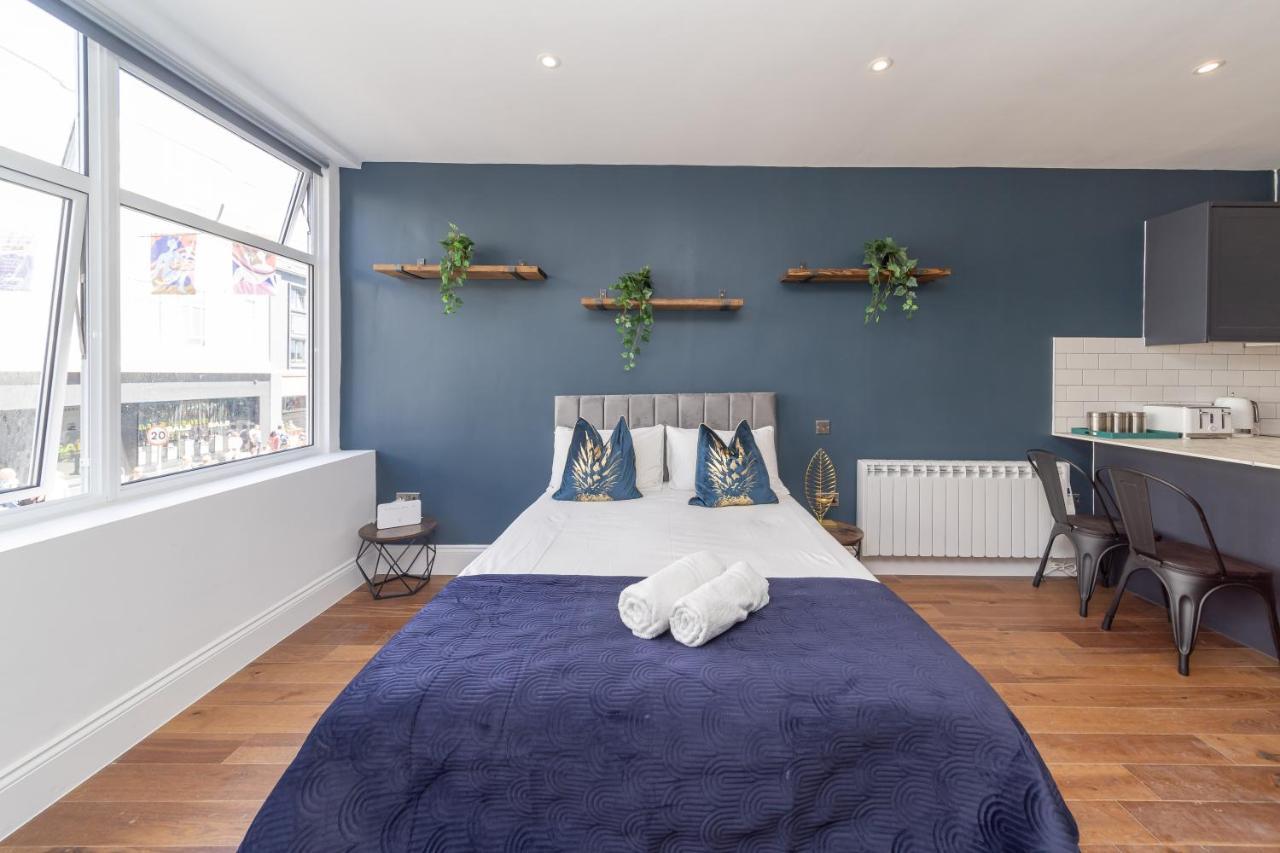 דירות 2Cq*Morden Studio Flat *Moments Away From Brighton Seafront מראה חיצוני תמונה