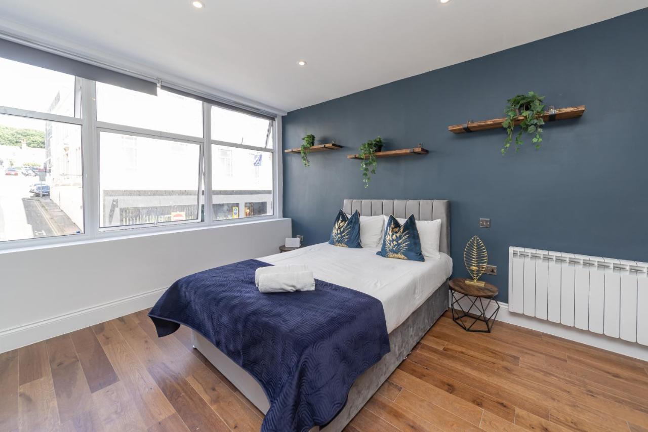 דירות 2Cq*Morden Studio Flat *Moments Away From Brighton Seafront מראה חיצוני תמונה