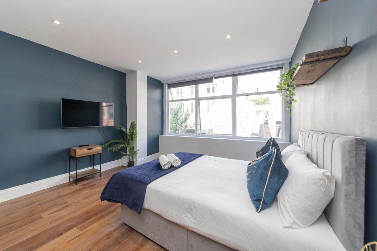 דירות 2Cq*Morden Studio Flat *Moments Away From Brighton Seafront מראה חיצוני תמונה