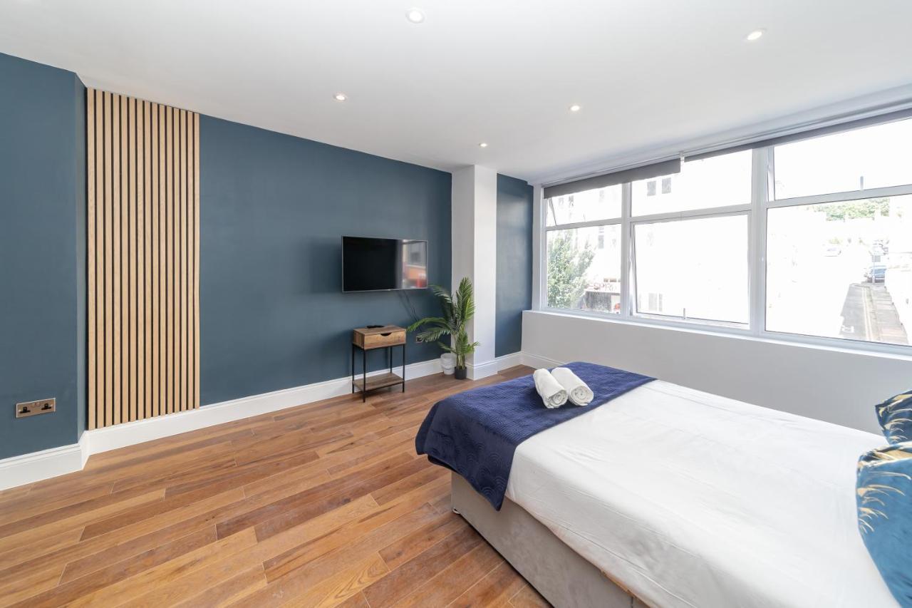 דירות 2Cq*Morden Studio Flat *Moments Away From Brighton Seafront מראה חיצוני תמונה
